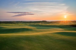 Late evening at the 2nd green, Machrihanish Dunes - Argyll Scotland